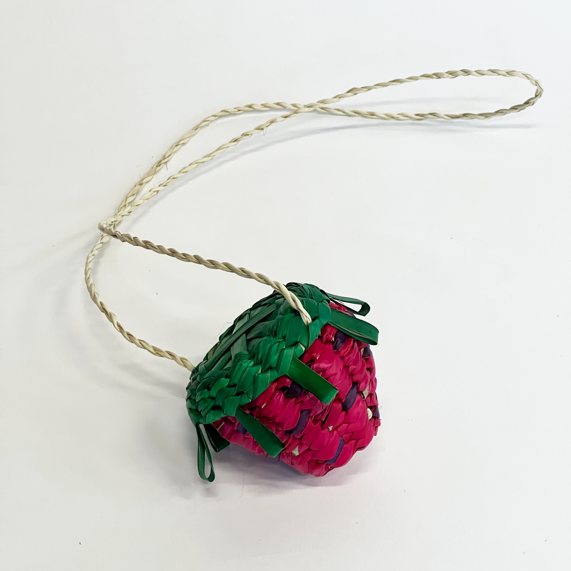 Raffia bag- Strawberry